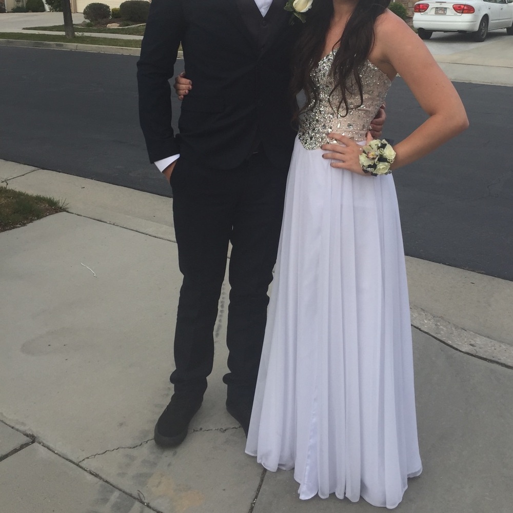 Prom dress